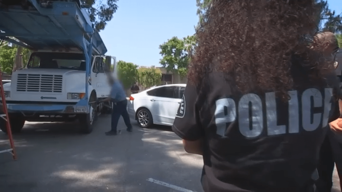 Illegal towing companies waiting for you to get into an accident – NBC Los Angeles