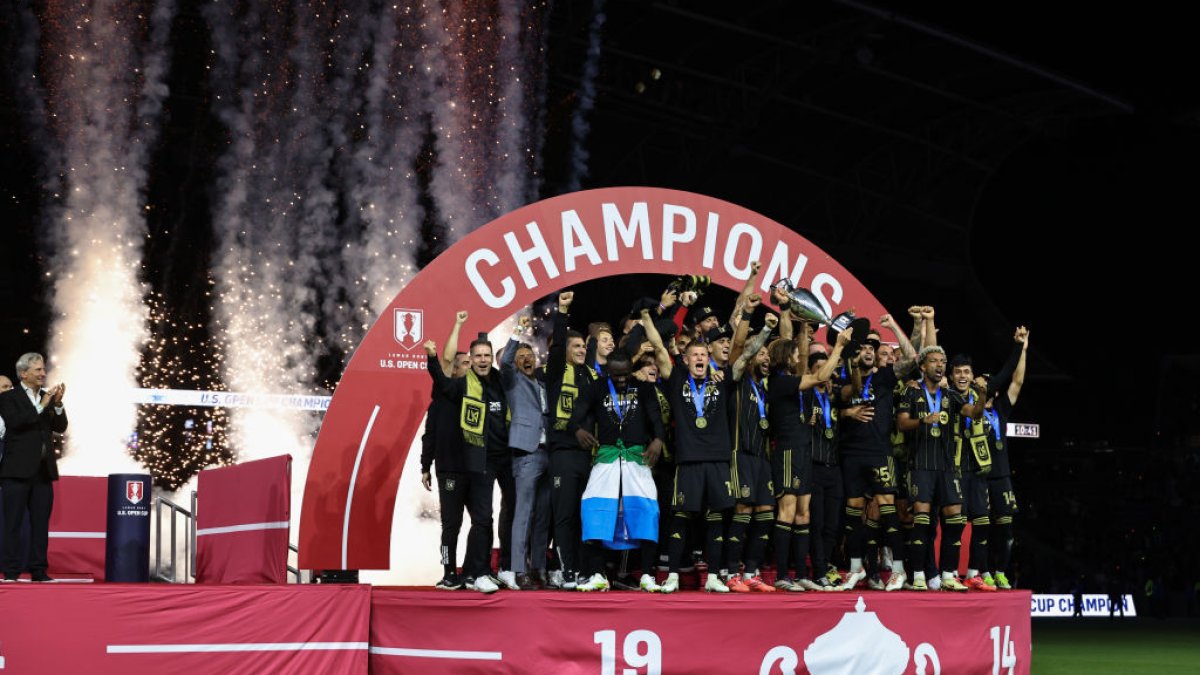 LAFC ends four-game losing streak in title games with 3-1 victory over Sporting KC in 2024 U.S. Open Cup Final – NBC Los Angeles