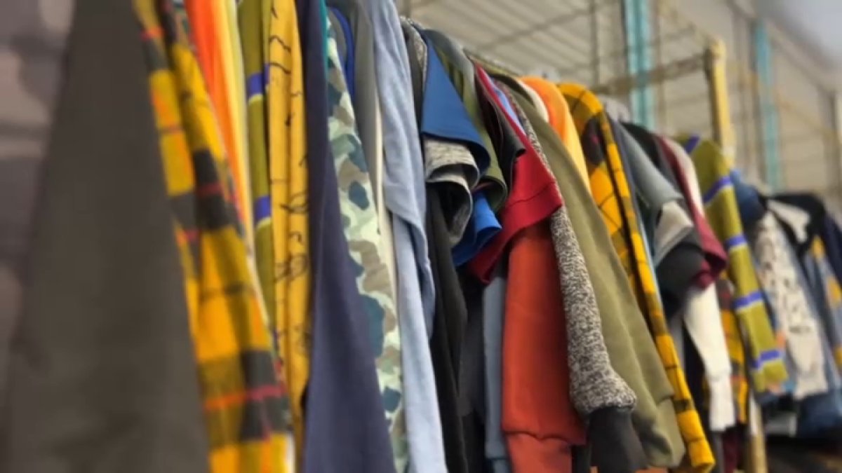 LAUSD opens clothing boutiques to help unhoused students – NBC Los Angeles