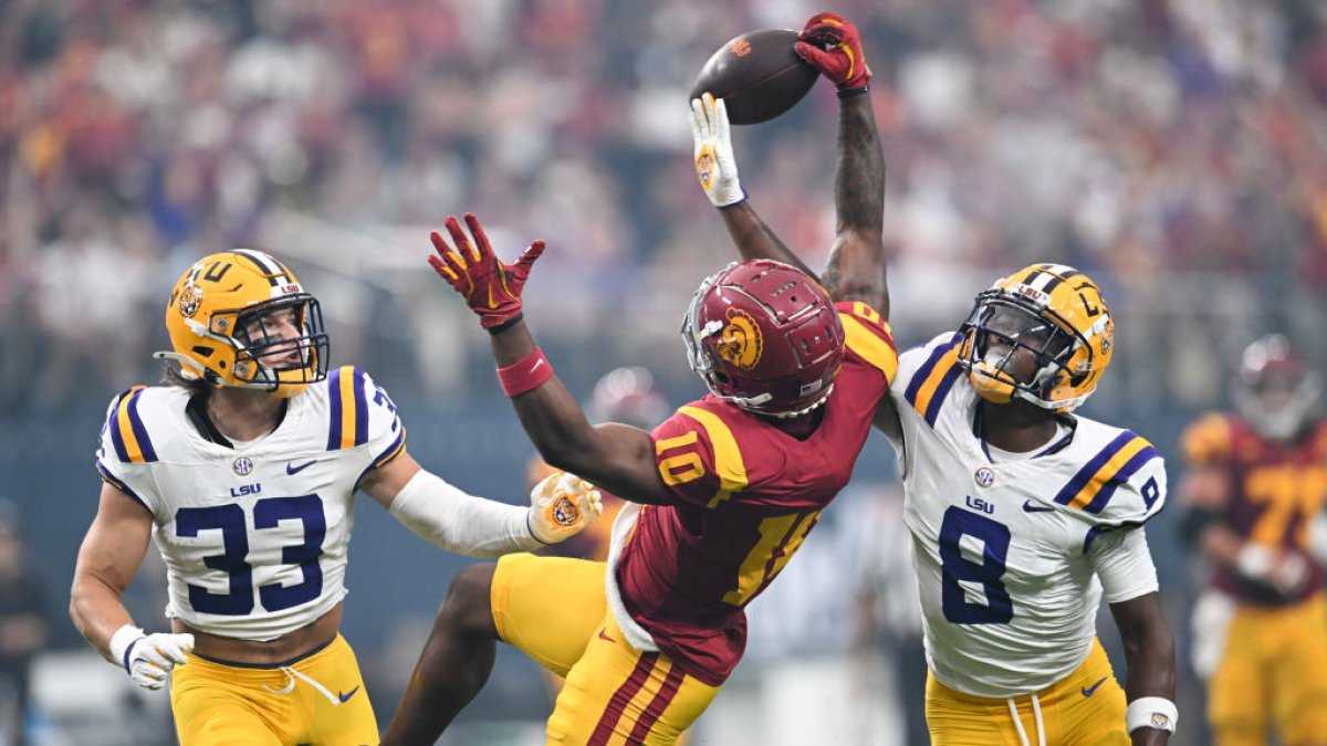 No. 23 USC upsets No. 13 LSU, 27-20, in Vegas Kickoff Classic – NBC Los Angeles