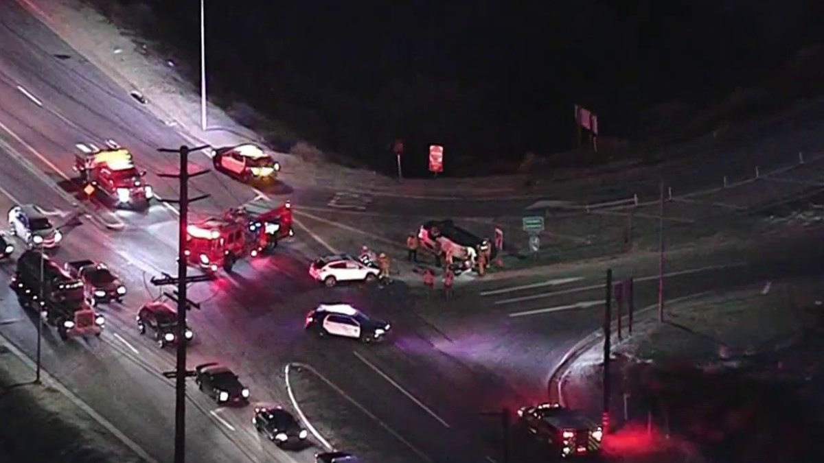 Crash closes part of 14 Freeway in Santa Clarita – NBC Los Angeles