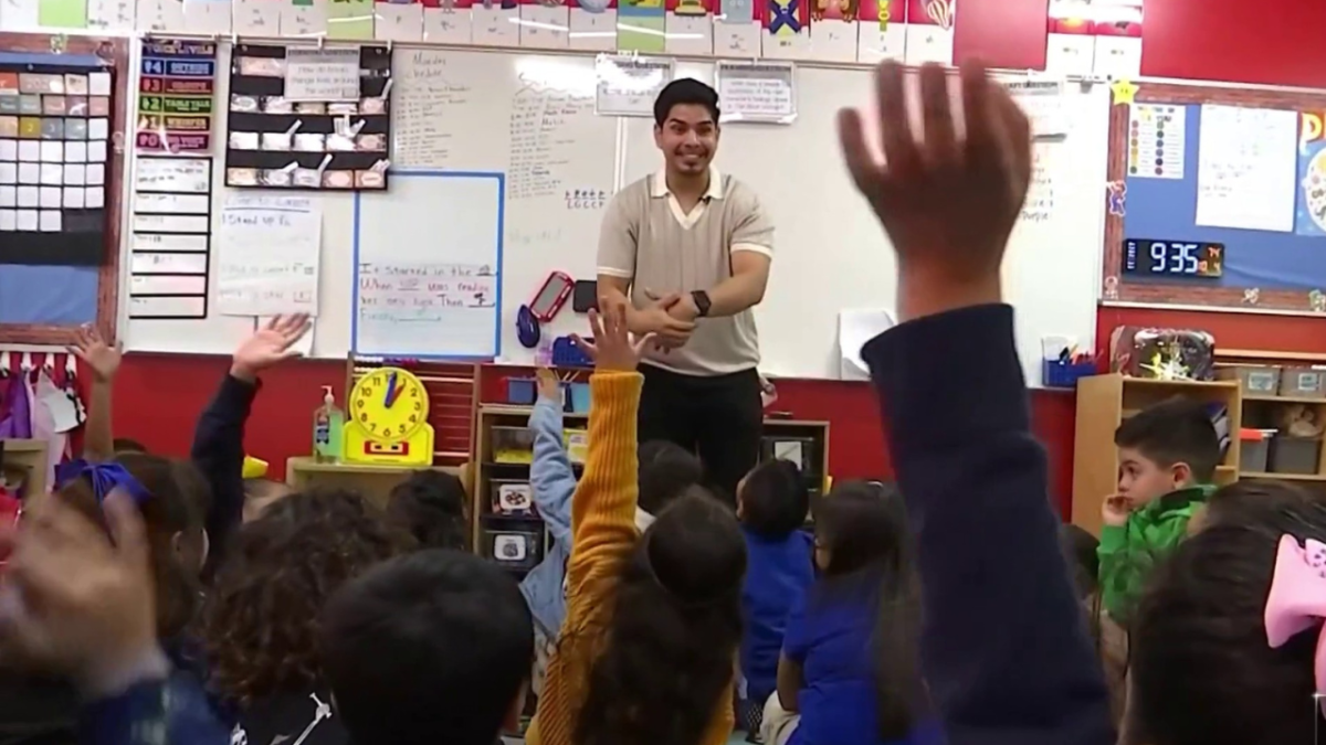 East LA teacher uses magic tricks to encourage good attendance – NBC Los Angeles